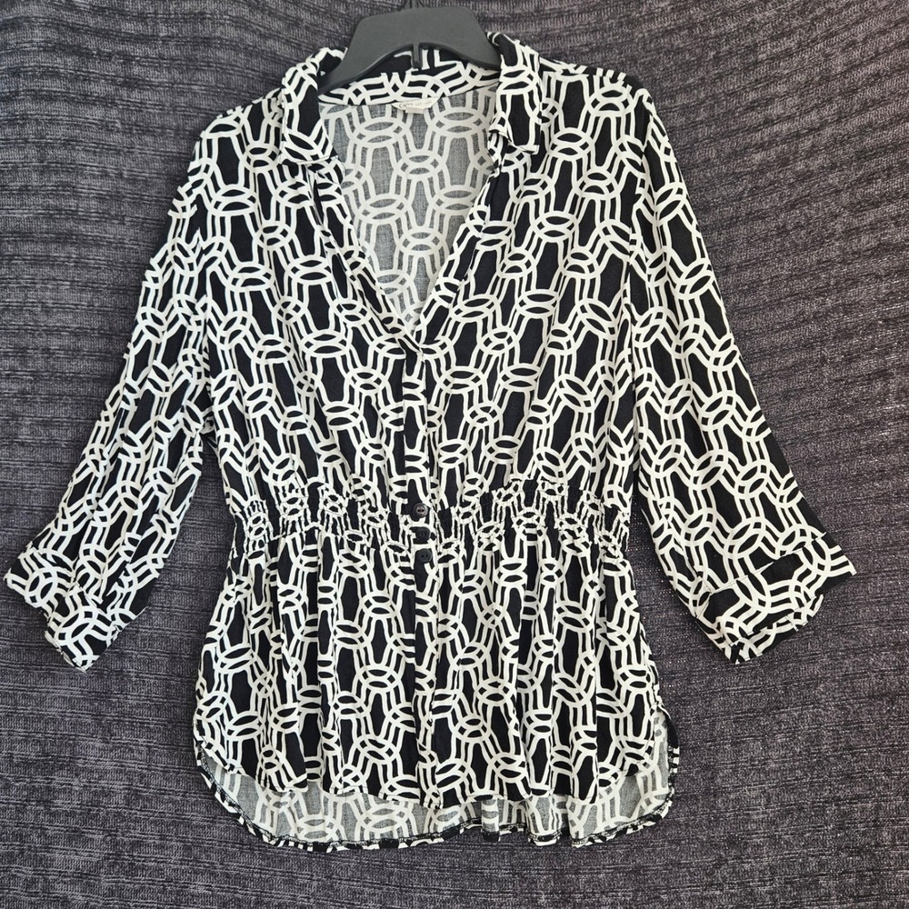 Cato Women Black White Geometric Chain Smocked Waist Rayon Blouse 3/4 Sleeve